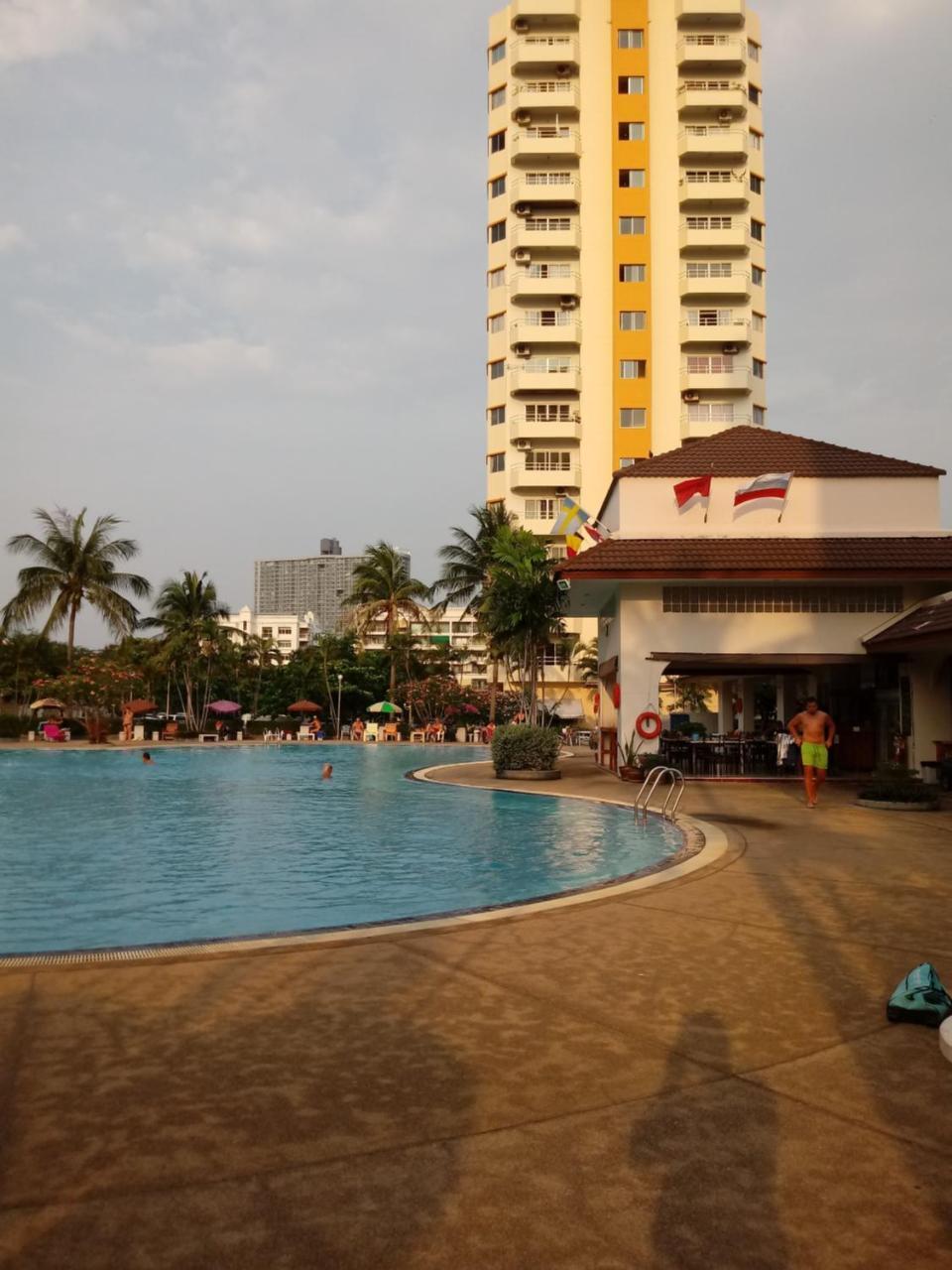 B&B View Talay 1B Apartments Pattaya Buitenkant foto
