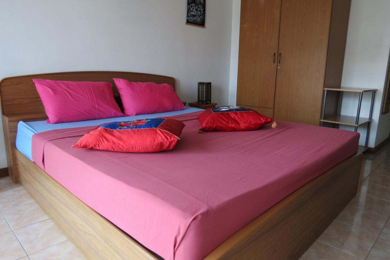 B&B View Talay 1B Apartments Pattaya Buitenkant foto